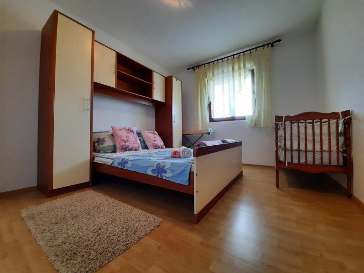 Appartement Anita à Vir Extérieur photo